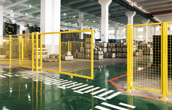 Rail Mounted Sliding Door Workshop Fence
