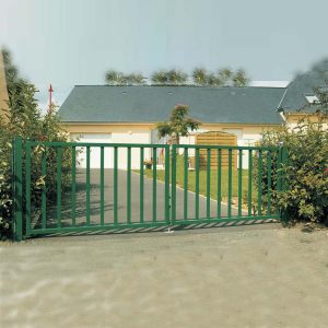 Villa Privacy Security Green Fence Panel Swing Gate for House