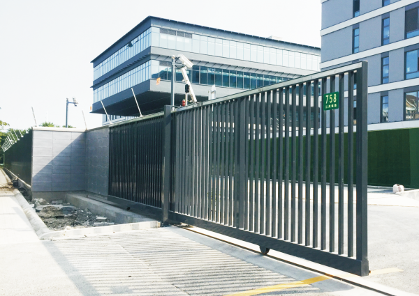 Metal Fence Track Automatic Sliding Gate