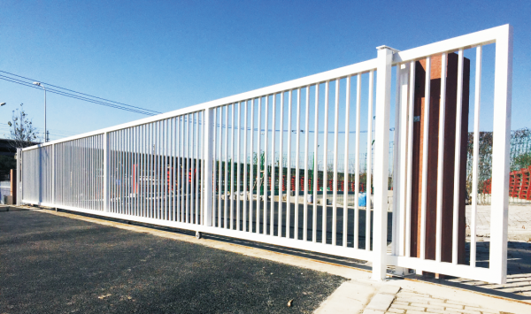 White Manual Metal Fence Slding Gate