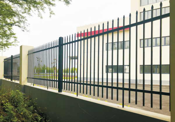 Commercial Steel Security Fencing